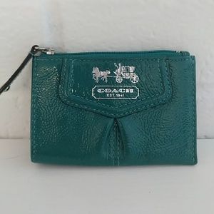 Coach Coin Purse Wallet Holder with Keychain Green